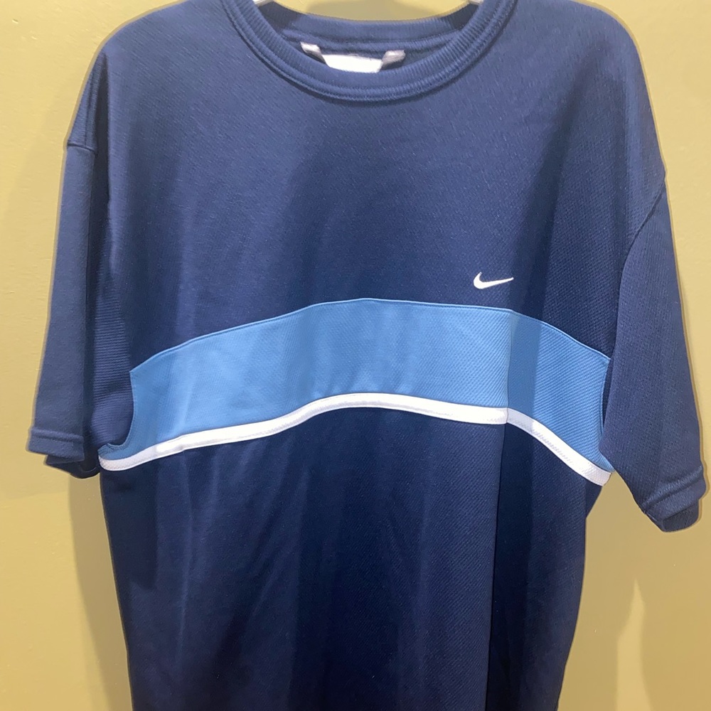 Nike athletic/Casual Shirt
